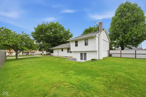 203 Kerr Drive Lapel IN 46051