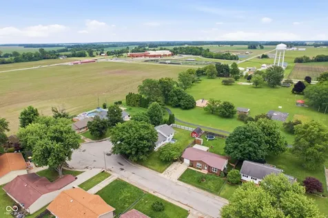 203 Kerr Drive Lapel IN 46051