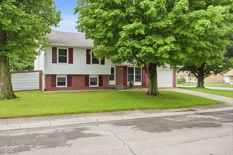 203 Kerr Drive Lapel IN 46051
