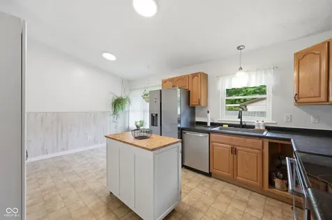 203 Kerr Drive Lapel IN 46051