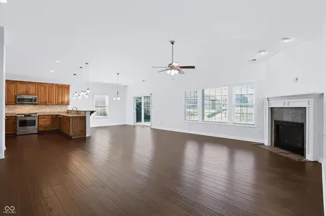 4581 Lexington Row Greenwood IN 46143