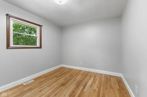 10751 N Rainbow Lane Mooresville IN 46158