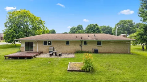 10751 N Rainbow Lane Mooresville IN 46158