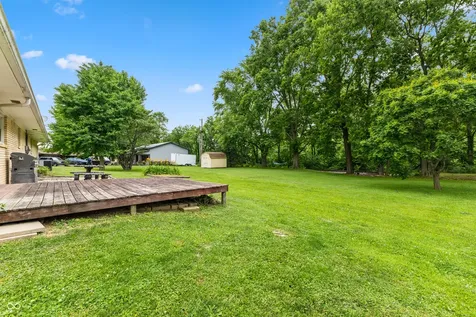 10751 N Rainbow Lane Mooresville IN 46158