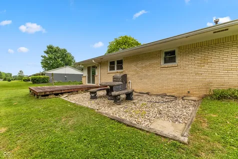 10751 N Rainbow Lane Mooresville IN 46158