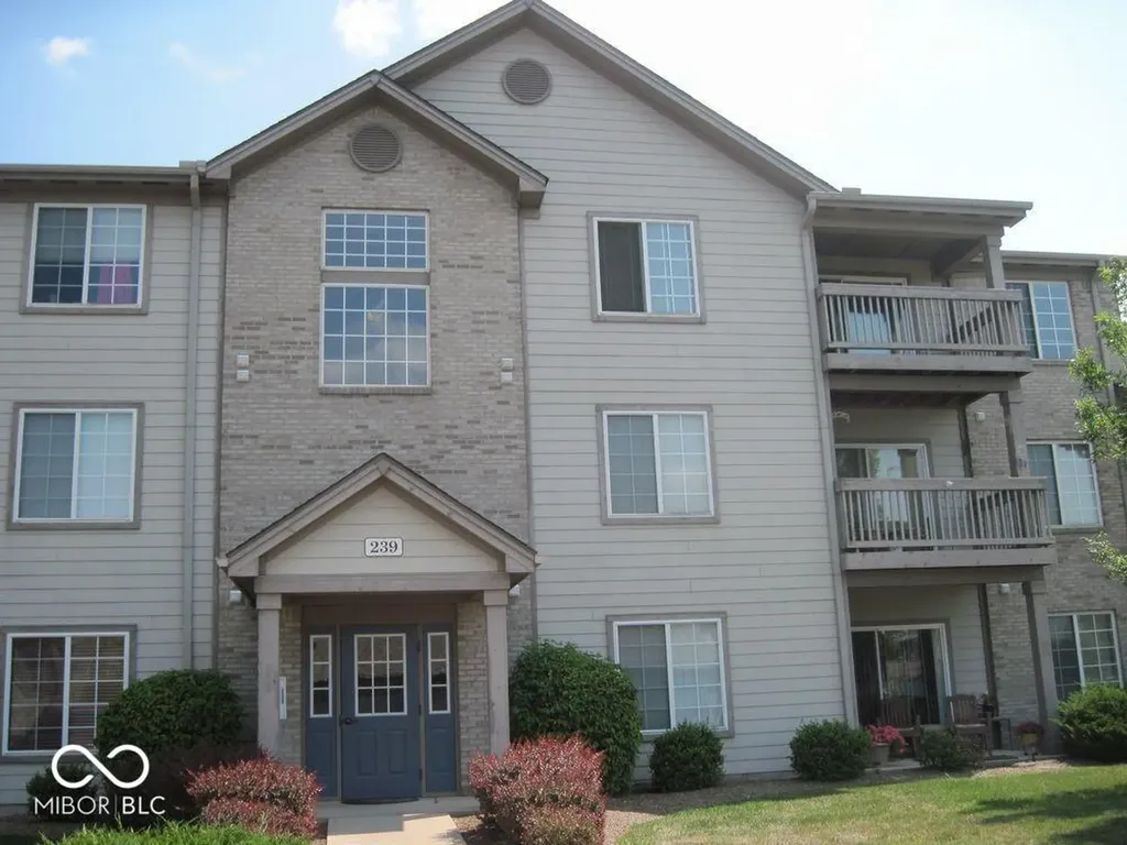 239 Legends Creek Way Indianapolis IN 46229