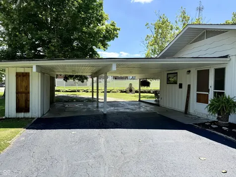 112 S 2nd Street Batesville IN 47006