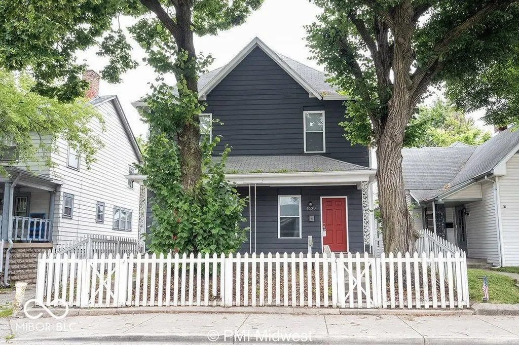 1439 S East Street Indianapolis IN 46225