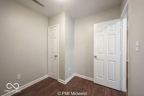 1439 S East Street Indianapolis IN 46225