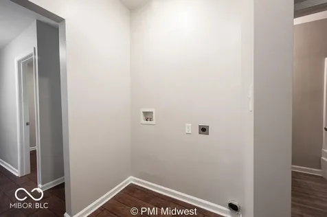 1439 S East Street Indianapolis IN 46225