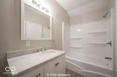 1439 S East Street Indianapolis IN 46225