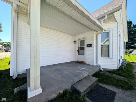1941 Wallace Avenue Columbus IN 47201