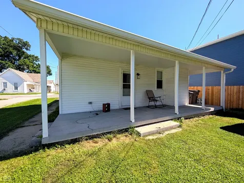 1941 Wallace Avenue Columbus IN 47201