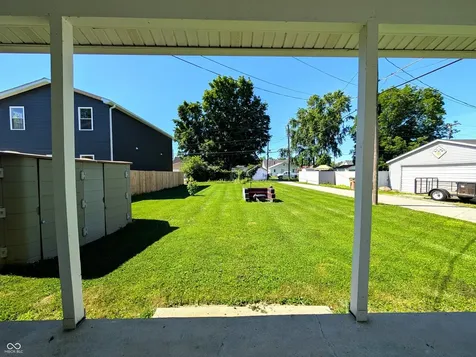 1941 Wallace Avenue Columbus IN 47201