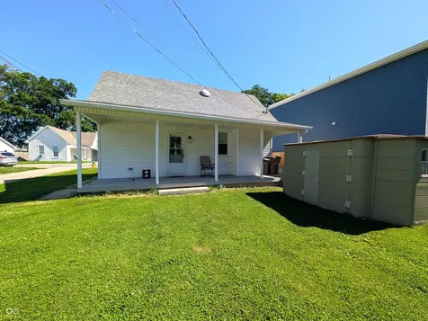 1941 Wallace Avenue Columbus IN 47201