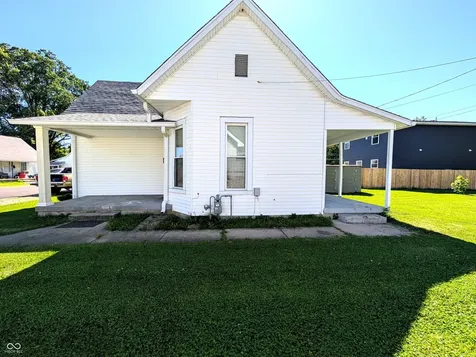 1941 Wallace Avenue Columbus IN 47201