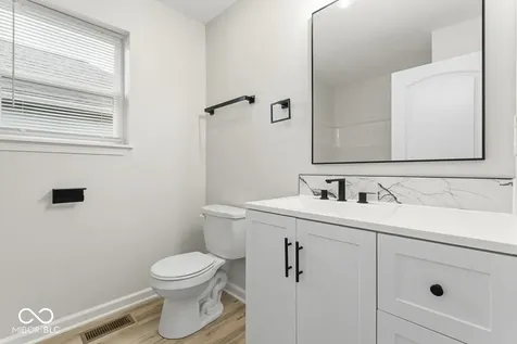 2734 Boulevard Place Indianapolis IN 46208