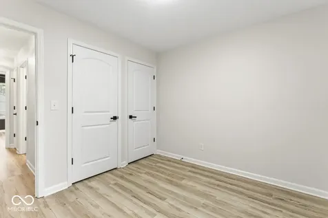 2734 Boulevard Place Indianapolis IN 46208