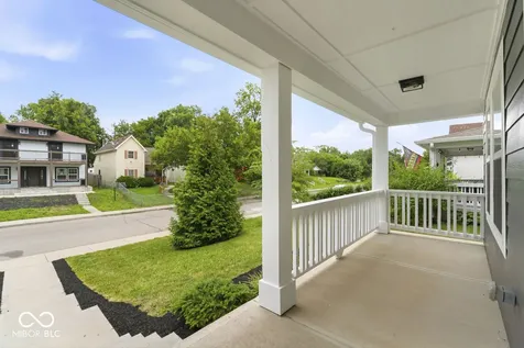 2734 Boulevard Place Indianapolis IN 46208