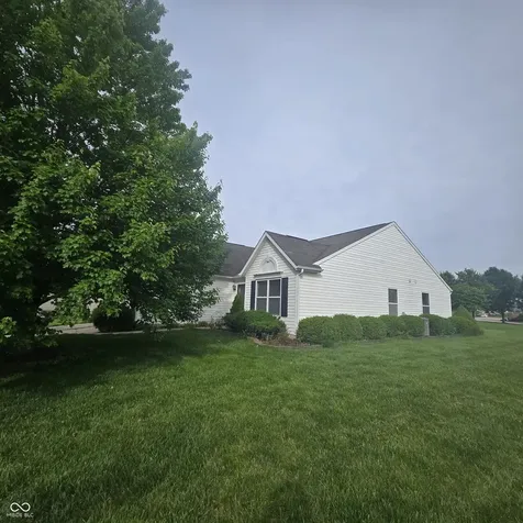 5870 Mill Oak Drive Noblesville IN 46062