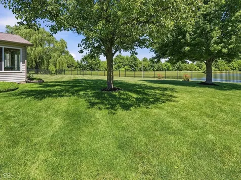 7322 Fields Drive Indianapolis IN 46239