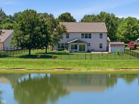7322 Fields Drive Indianapolis IN 46239