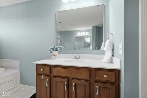 3796 Conifer Drive Zionsville IN 46077