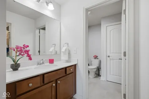 3796 Conifer Drive Zionsville IN 46077