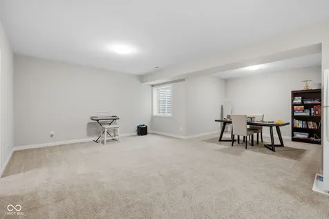 3796 Conifer Drive Zionsville IN 46077