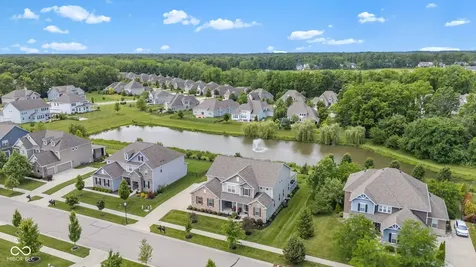 3796 Conifer Drive Zionsville IN 46077