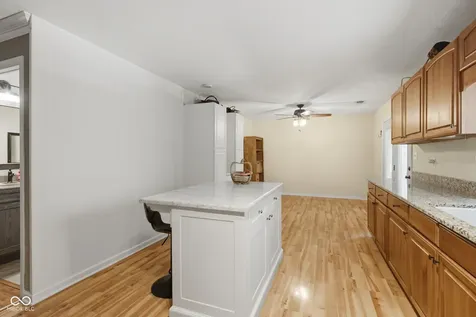 1803 Ernest Court Indianapolis IN 46234