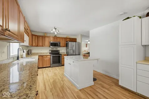 1803 Ernest Court Indianapolis IN 46234
