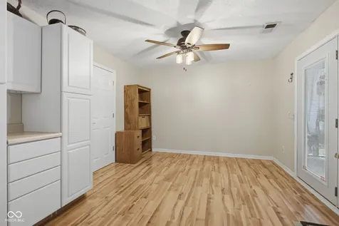 1803 Ernest Court Indianapolis IN 46234