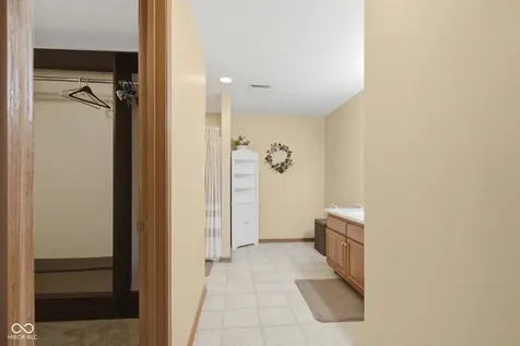 1803 Ernest Court Indianapolis IN 46234