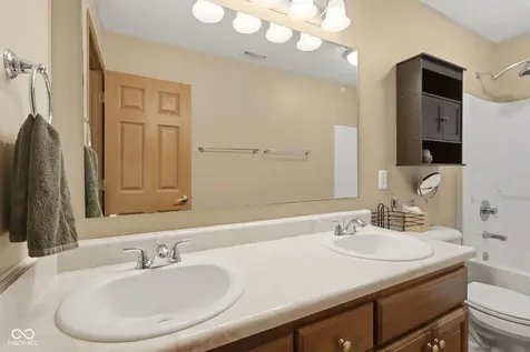1803 Ernest Court Indianapolis IN 46234