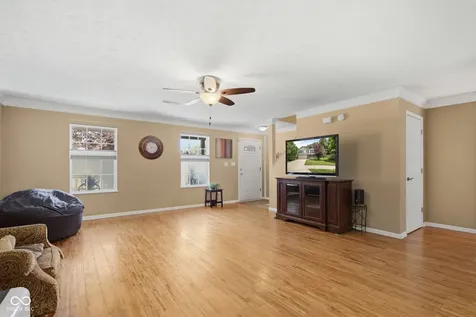 1803 Ernest Court Indianapolis IN 46234
