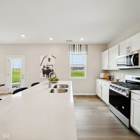 6718 Elden Drive Indianapolis IN 46221
