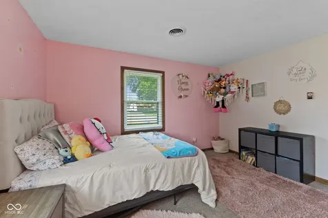 740 Linden Drive Seymour IN 47274