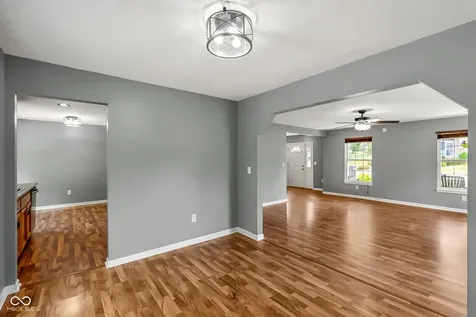 834 S Deer Run Ellettsville IN 47429