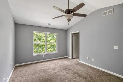 834 S Deer Run Ellettsville IN 47429