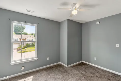 834 S Deer Run Ellettsville IN 47429