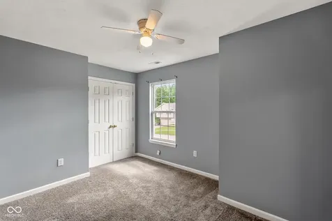 834 S Deer Run Ellettsville IN 47429