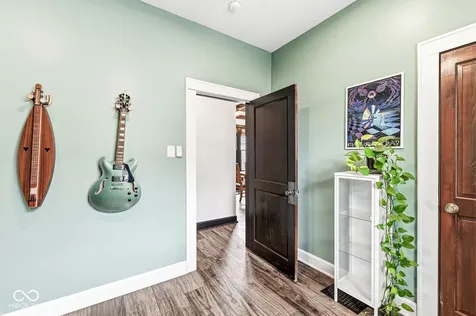 4805 Winthrop Avenue Indianapolis IN 46205