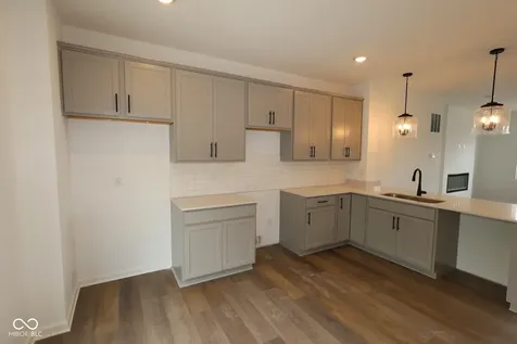 4453 Yellowwood Avenue Brownsburg IN 46112