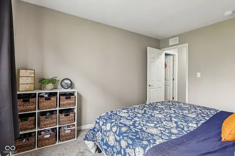 642 Crossfield Drive Indianapolis IN 46239
