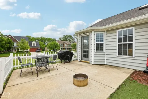 642 Crossfield Drive Indianapolis IN 46239