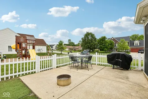 642 Crossfield Drive Indianapolis IN 46239