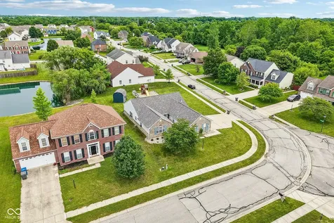 642 Crossfield Drive Indianapolis IN 46239