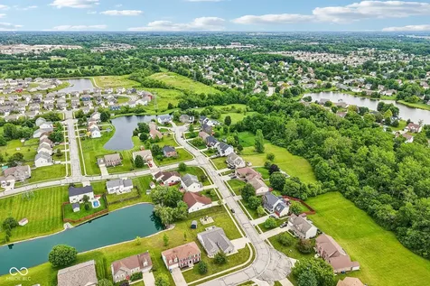 642 Crossfield Drive Indianapolis IN 46239