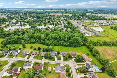 642 Crossfield Drive Indianapolis IN 46239